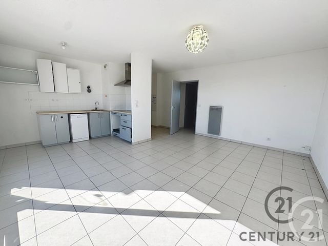 Afficher la photo en grand Appartement F3 à vendre - 3 pièces - 65.92 m2 - AVIGNON - 84 - PROVENCE-ALPES-COTE-D-AZUR - Century 21 Saint Marc Immobilier