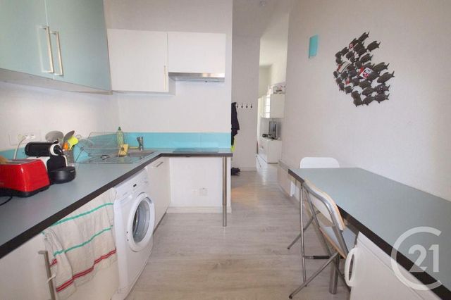 Appartement T1 à louer - 1 pièce - 20.0 m2 - AVIGNON - 84 - PROVENCE-ALPES-COTE-D-AZUR - Century 21 Saint Marc Immobilier