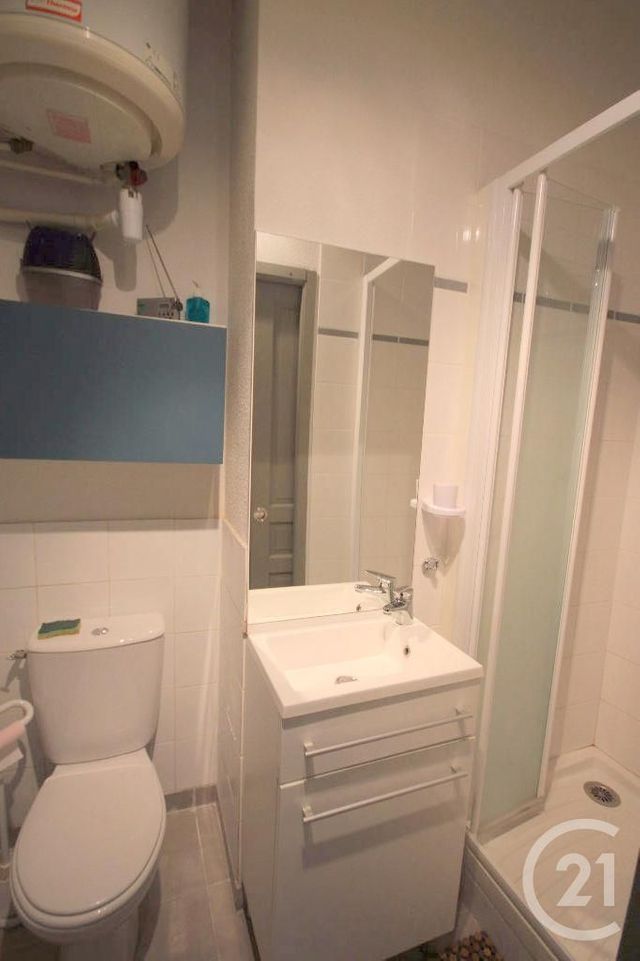 Appartement T1 à louer - 1 pièce - 20.0 m2 - AVIGNON - 84 - PROVENCE-ALPES-COTE-D-AZUR - Century 21 Saint Marc Immobilier