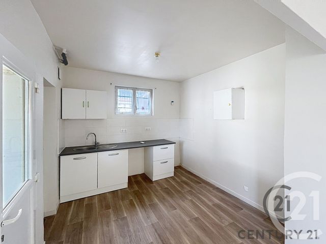 Appartement F2 à louer - 2 pièces - 40.0 m2 - AVIGNON - 84 - PROVENCE-ALPES-COTE-D-AZUR - Century 21 Saint Marc Immobilier