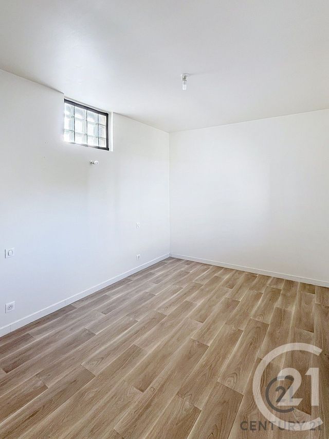 Appartement F2 à louer - 2 pièces - 40.0 m2 - AVIGNON - 84 - PROVENCE-ALPES-COTE-D-AZUR - Century 21 Saint Marc Immobilier