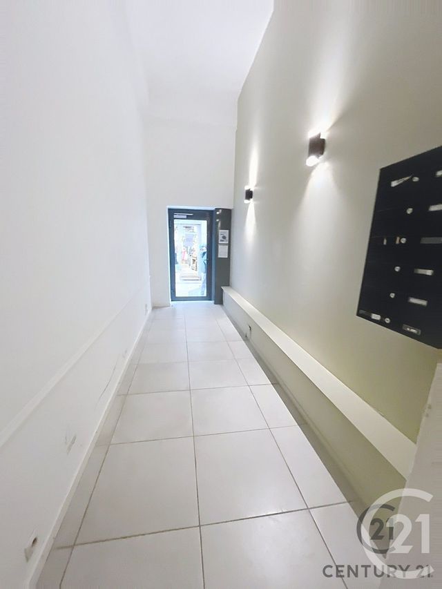 Appartement Studio à louer - 1 pièce - 20.0 m2 - AVIGNON - 84 - PROVENCE-ALPES-COTE-D-AZUR - Century 21 Saint Marc Immobilier