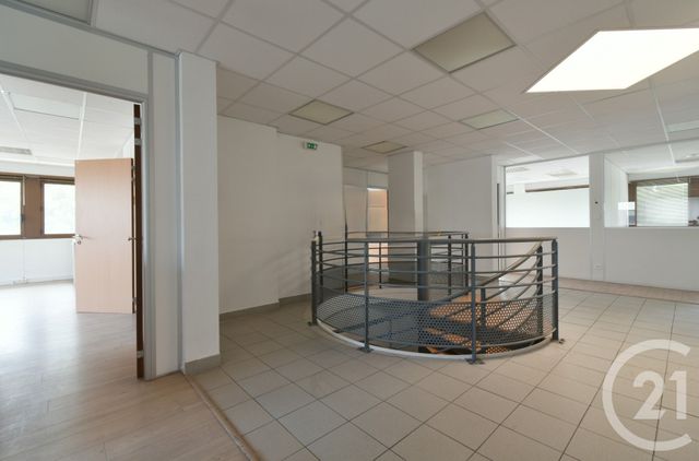 entreprise à louer - 272.0 m2 - AVIGNON - 84 - PROVENCE-ALPES-COTE-D-AZUR - Century 21 Saint Marc Immobilier