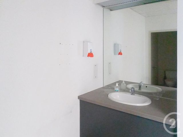 entreprise à louer - 272.0 m2 - AVIGNON - 84 - PROVENCE-ALPES-COTE-D-AZUR - Century 21 Saint Marc Immobilier