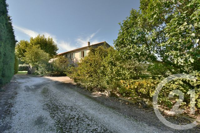 maison à vendre - 7 pièces - 162.0 m2 - CHATEAURENARD - 13 - PROVENCE-ALPES-COTE-D-AZUR - Century 21 Saint Marc Immobilier