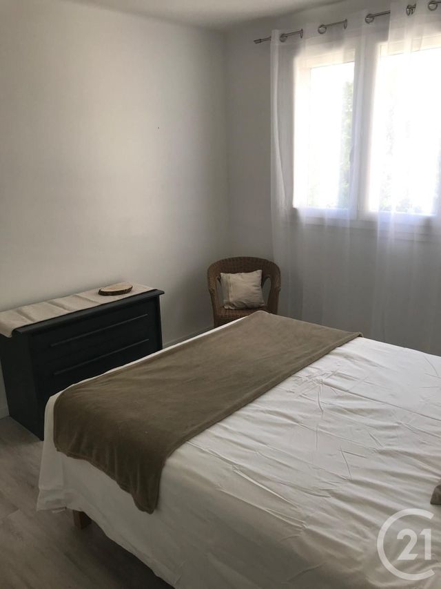 Appartement F3 à louer - 4 pièces - 68.0 m2 - AVIGNON - 84 - PROVENCE-ALPES-COTE-D-AZUR - Century 21 Saint Marc Immobilier