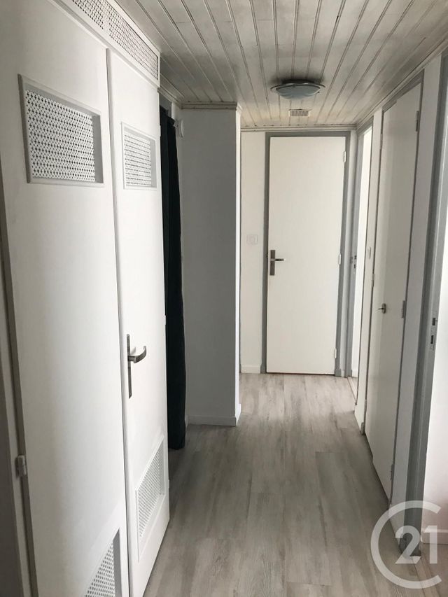 Appartement F3 à louer - 4 pièces - 68.0 m2 - AVIGNON - 84 - PROVENCE-ALPES-COTE-D-AZUR - Century 21 Saint Marc Immobilier