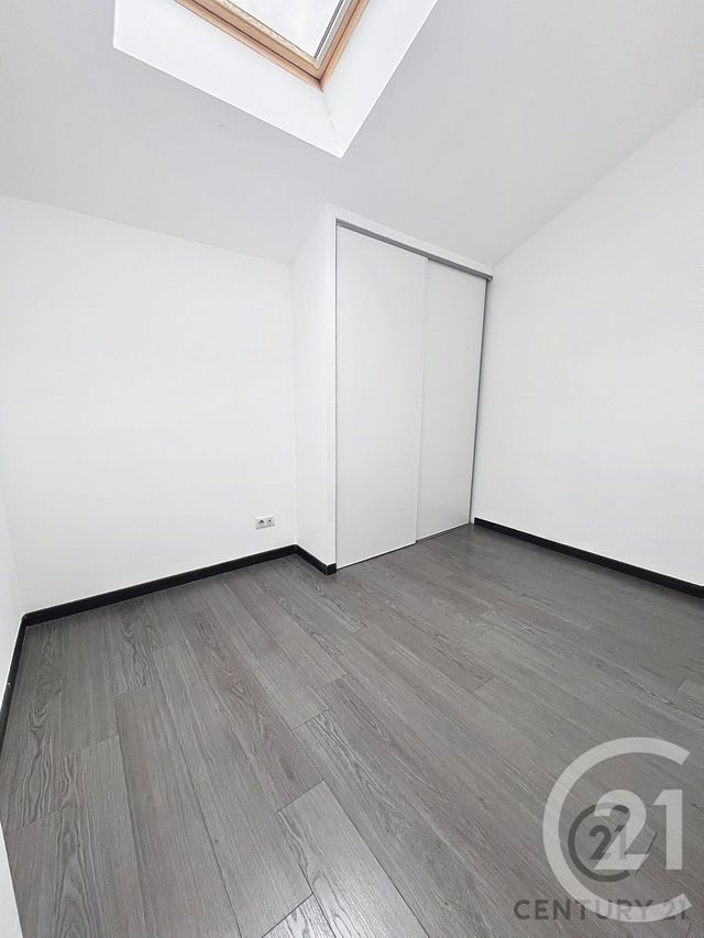 Appartement à louer - 3 pièces - 48.0 m2 - AVIGNON - 84 - PROVENCE-ALPES-COTE-D-AZUR - Century 21 Saint Marc Immobilier