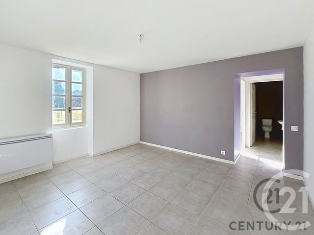 Appartement F3 à louer - 3 pièces - 89.0 m2 - TAVEL - 30 - LANGUEDOC-ROUSSILLON - Century 21 Saint Marc Immobilier