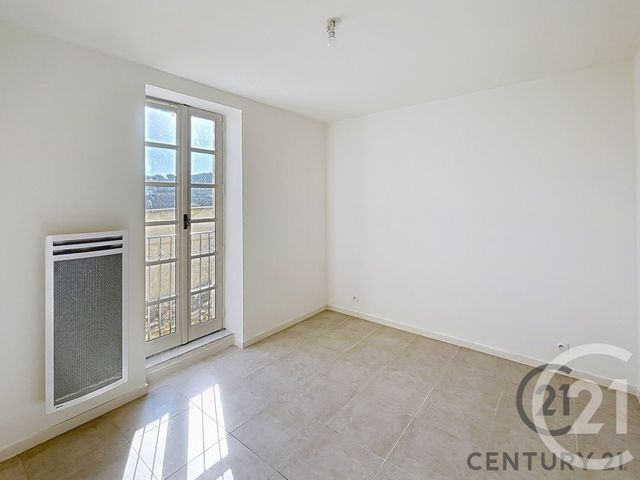 Appartement F3 à louer - 3 pièces - 89.0 m2 - TAVEL - 30 - LANGUEDOC-ROUSSILLON - Century 21 Saint Marc Immobilier