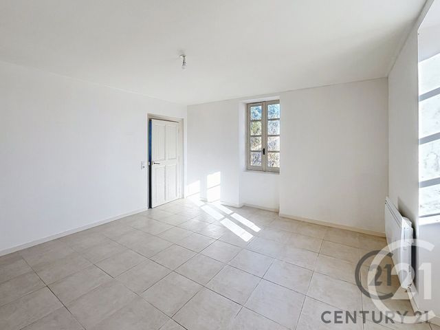 Appartement F3 à louer - 3 pièces - 89.0 m2 - TAVEL - 30 - LANGUEDOC-ROUSSILLON - Century 21 Saint Marc Immobilier