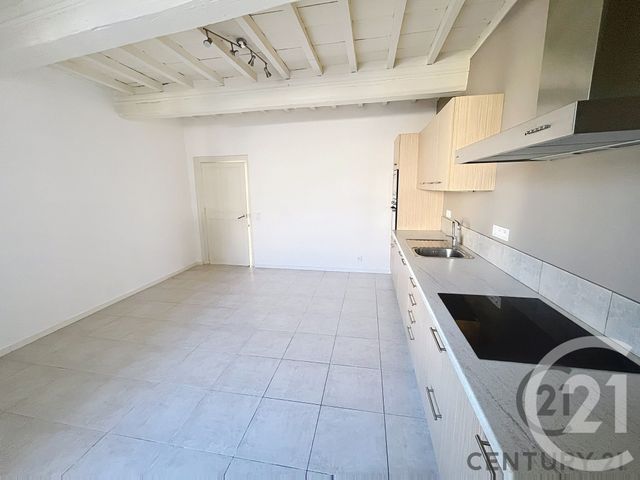 Appartement F3 à louer - 3 pièces - 89.0 m2 - TAVEL - 30 - LANGUEDOC-ROUSSILLON - Century 21 Saint Marc Immobilier