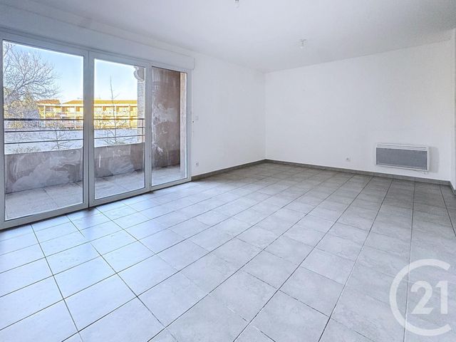 Appartement F3 à vendre - 3 pièces - 65.71 m2 - AVIGNON - 84 - PROVENCE-ALPES-COTE-D-AZUR - Century 21 Saint Marc Immobilier