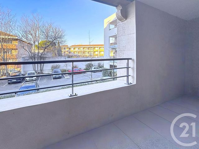 Appartement F3 à vendre - 3 pièces - 65.71 m2 - AVIGNON - 84 - PROVENCE-ALPES-COTE-D-AZUR - Century 21 Saint Marc Immobilier