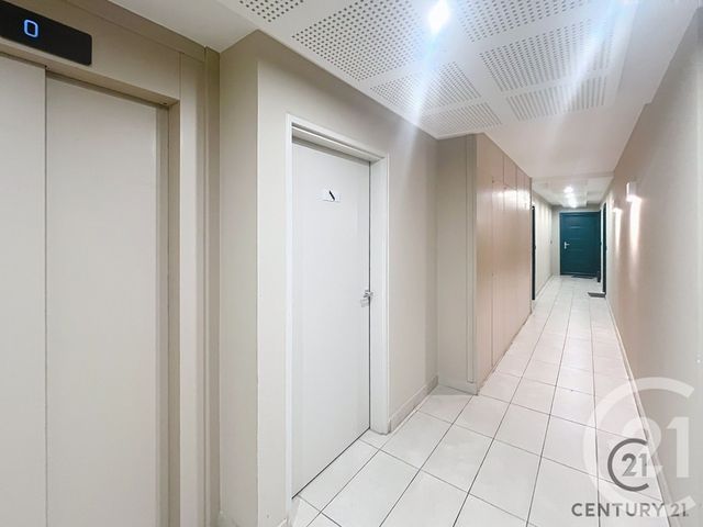 Appartement F2 à louer - 2 pièces - 45.4 m2 - AVIGNON - 84 - PROVENCE-ALPES-COTE-D-AZUR - Century 21 Saint Marc Immobilier