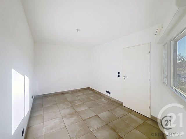 Appartement F2 à louer - 2 pièces - 45.4 m2 - AVIGNON - 84 - PROVENCE-ALPES-COTE-D-AZUR - Century 21 Saint Marc Immobilier