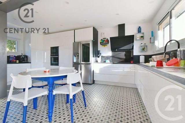 maison à vendre - 6 pièces - 130.0 m2 - ARAMON - 30 - LANGUEDOC-ROUSSILLON - Century 21 Saint Marc Immobilier