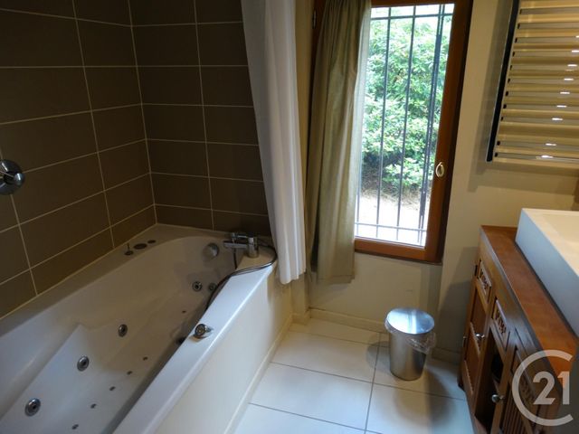 maison à louer - 3 pièces - 78.0 m2 - VILLENEUVE LES AVIGNON - 30 - LANGUEDOC-ROUSSILLON - Century 21 Saint Marc Immobilier