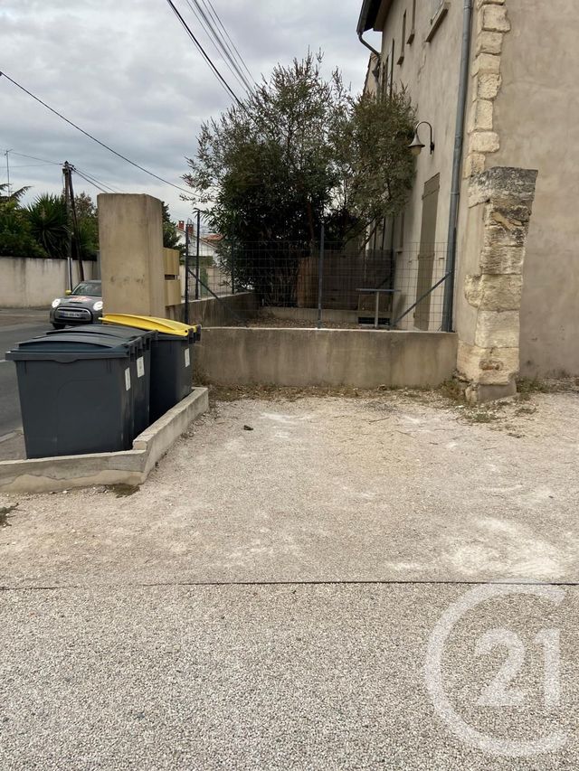 Appartement F2 à louer - 2 pièces - 41.43 m2 - VILLENEUVE LES AVIGNON - 30 - LANGUEDOC-ROUSSILLON - Century 21 Saint Marc Immobilier