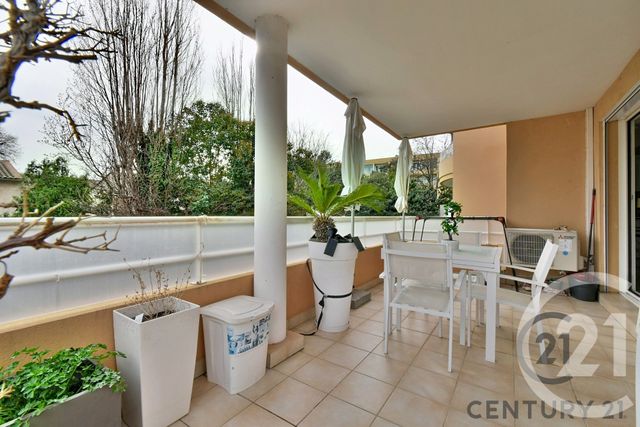 Appartement F3 à vendre - 3 pièces - 66.0 m2 - AVIGNON - 84 - PROVENCE-ALPES-COTE-D-AZUR - Century 21 Saint Marc Immobilier