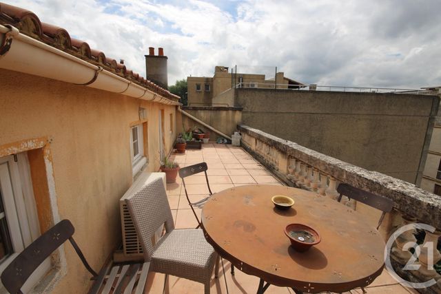 Appartement T1 à louer - 2 pièces - 48.0 m2 - AVIGNON - 84 - PROVENCE-ALPES-COTE-D-AZUR - Century 21 Saint Marc Immobilier