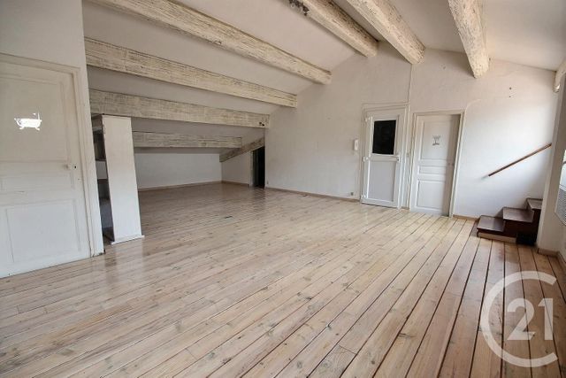 Appartement T1 à louer - 2 pièces - 48.0 m2 - AVIGNON - 84 - PROVENCE-ALPES-COTE-D-AZUR - Century 21 Saint Marc Immobilier