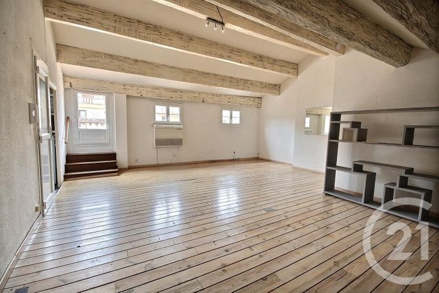 Appartement T1 à louer - 2 pièces - 48.0 m2 - AVIGNON - 84 - PROVENCE-ALPES-COTE-D-AZUR - Century 21 Saint Marc Immobilier