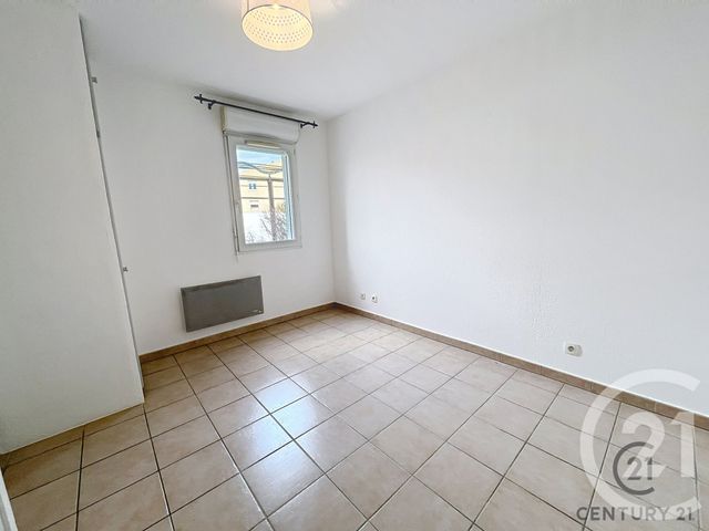 Appartement T2 à louer - 2 pièces - 46.0 m2 - LES ANGLES - 30 - LANGUEDOC-ROUSSILLON - Century 21 Saint Marc Immobilier