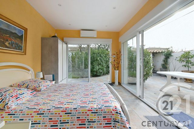 maison à vendre - 9 pièces - 245.0 m2 - ROCHEFORT DU GARD - 30 - LANGUEDOC-ROUSSILLON - Century 21 Saint Marc Immobilier
