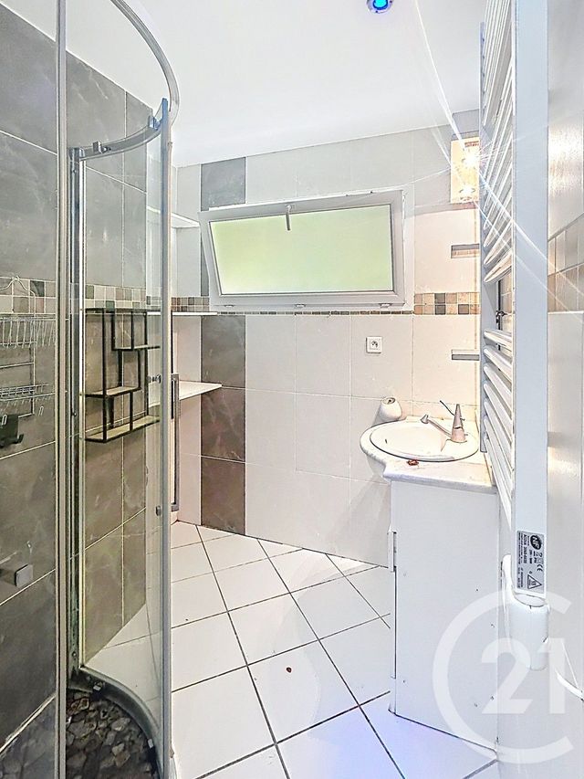 Appartement F2 bis à vendre - 2 pièces - 45.0 m2 - AVIGNON - 84 - PROVENCE-ALPES-COTE-D-AZUR - Century 21 Saint Marc Immobilier