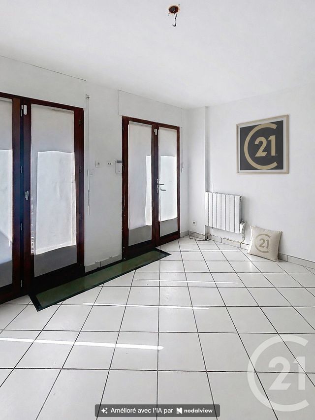 Appartement F2 bis à vendre - 2 pièces - 45.0 m2 - AVIGNON - 84 - PROVENCE-ALPES-COTE-D-AZUR - Century 21 Saint Marc Immobilier