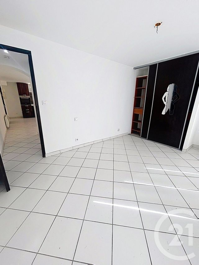 Appartement F2 bis à vendre - 2 pièces - 45.0 m2 - AVIGNON - 84 - PROVENCE-ALPES-COTE-D-AZUR - Century 21 Saint Marc Immobilier