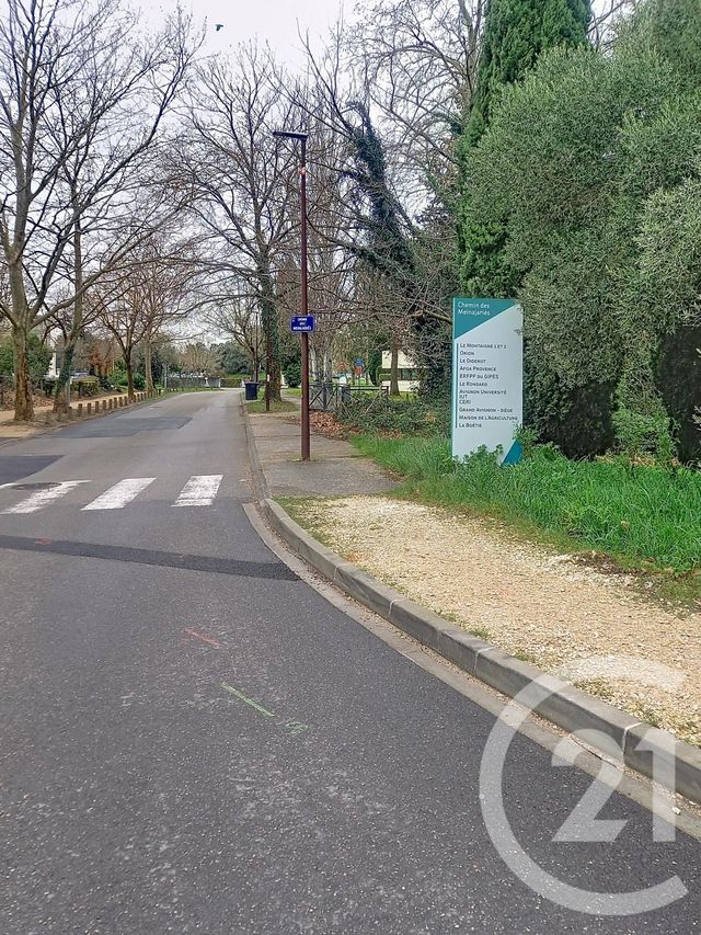 Appartement à louer - 10 pièces - 272.0 m2 - AVIGNON - 84 - PROVENCE-ALPES-COTE-D-AZUR - Century 21 Saint Marc Immobilier