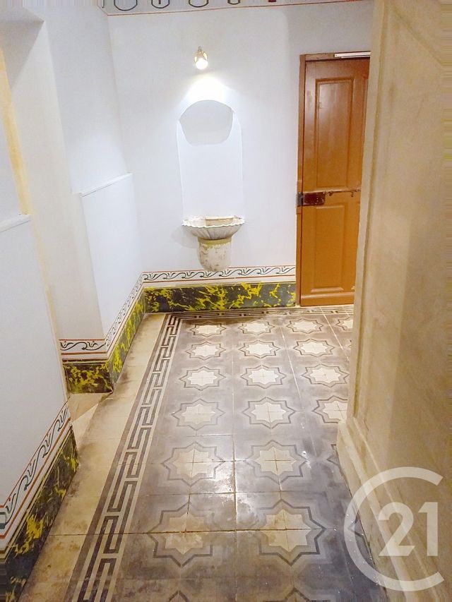 Appartement à louer - 3 pièces - 64.52 m2 - AVIGNON - 84 - PROVENCE-ALPES-COTE-D-AZUR - Century 21 Saint Marc Immobilier