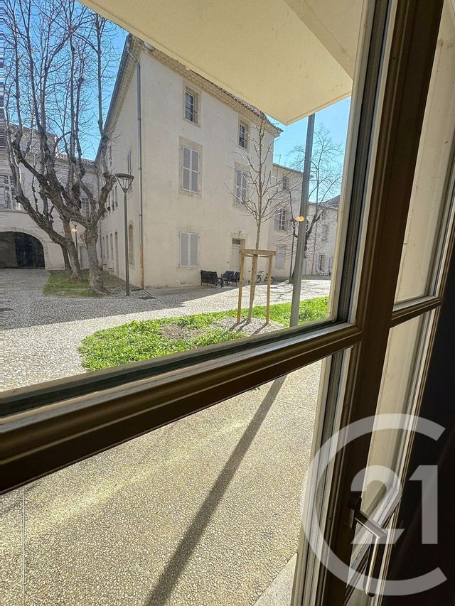 Appartement F3 à vendre - 3 pièces - 70.04 m2 - VILLENEUVE LES AVIGNON - 30 - LANGUEDOC-ROUSSILLON - Century 21 Saint Marc Immobilier
