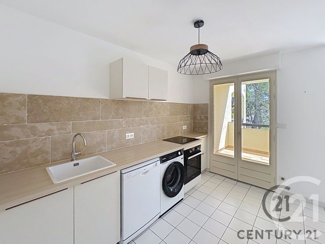 Appartement F2 à louer - 2 pièces - 49.3 m2 - LES ANGLES - 30 - LANGUEDOC-ROUSSILLON - Century 21 Saint Marc Immobilier