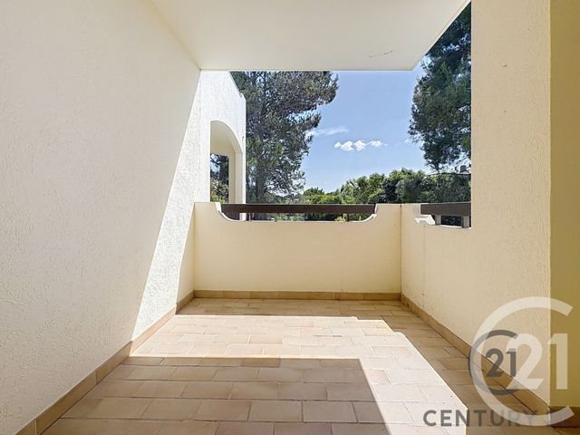 Appartement F2 à louer - 2 pièces - 49.3 m2 - LES ANGLES - 30 - LANGUEDOC-ROUSSILLON - Century 21 Saint Marc Immobilier