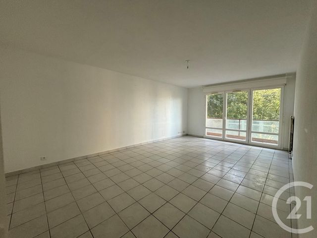 Appartement F3 à louer - 3 pièces - 74.0 m2 - LES ANGLES - 30 - LANGUEDOC-ROUSSILLON - Century 21 Saint Marc Immobilier