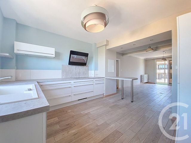 Appartement F3 à vendre - 3 pièces - 90.96 m2 - VILLENEUVE LES AVIGNON - 30 - LANGUEDOC-ROUSSILLON - Century 21 Saint Marc Immobilier