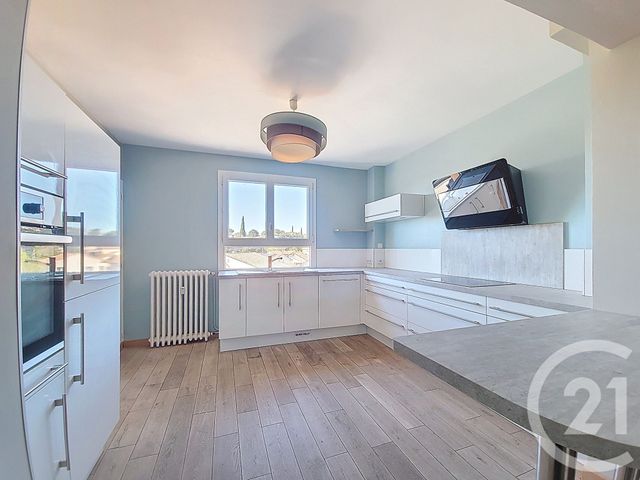Appartement F3 à vendre - 3 pièces - 90.96 m2 - VILLENEUVE LES AVIGNON - 30 - LANGUEDOC-ROUSSILLON - Century 21 Saint Marc Immobilier