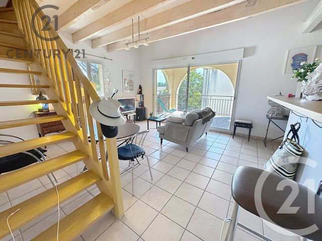 Appartement Duplex à vendre - 3 pièces - 82.35 m2 - AVIGNON - 84 - PROVENCE-ALPES-COTE-D-AZUR - Century 21 Saint Marc Immobilier