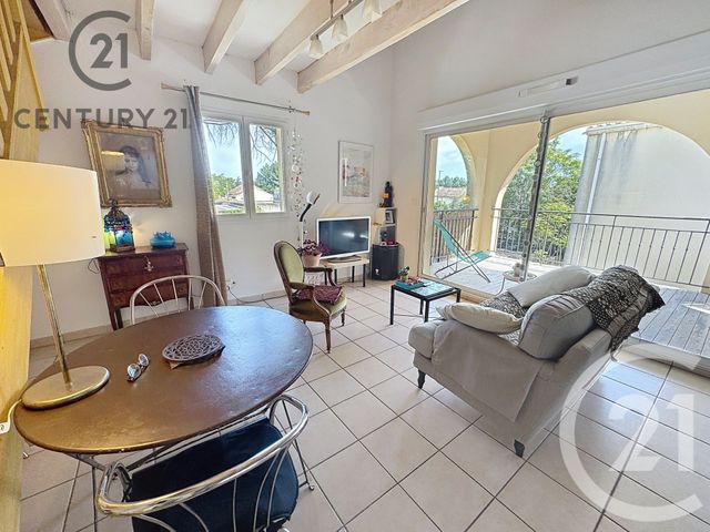 Appartement Duplex à vendre - 3 pièces - 82.35 m2 - AVIGNON - 84 - PROVENCE-ALPES-COTE-D-AZUR - Century 21 Saint Marc Immobilier