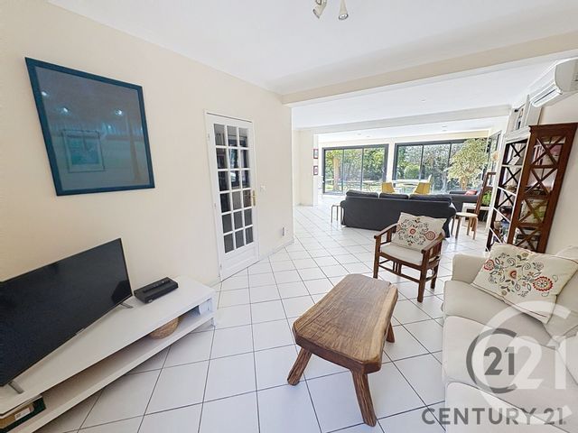maison à louer - 6 pièces - 166.0 m2 - VILLENEUVE LES AVIGNON - 30 - LANGUEDOC-ROUSSILLON - Century 21 Saint Marc Immobilier
