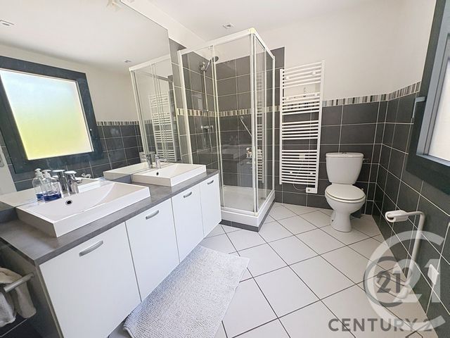 maison à louer - 6 pièces - 166.0 m2 - VILLENEUVE LES AVIGNON - 30 - LANGUEDOC-ROUSSILLON - Century 21 Saint Marc Immobilier