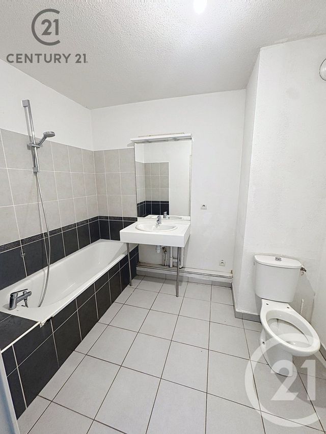 Appartement F2 à vendre - 2 pièces - 39.68 m2 - AVIGNON - 84 - PROVENCE-ALPES-COTE-D-AZUR - Century 21 Saint Marc Immobilier