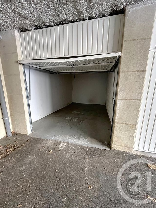 Appartement T2 à louer - 2 pièces - 43.0 m2 - AVIGNON - 84 - PROVENCE-ALPES-COTE-D-AZUR - Century 21 Saint Marc Immobilier
