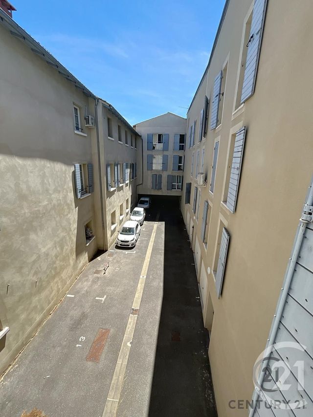 Appartement T2 à louer - 2 pièces - 43.0 m2 - AVIGNON - 84 - PROVENCE-ALPES-COTE-D-AZUR - Century 21 Saint Marc Immobilier