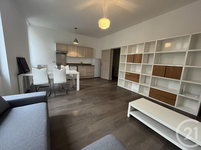Appartement F3 à louer - 3 pièces - 66.91 m2 - AVIGNON - 84 - PROVENCE-ALPES-COTE-D-AZUR - Century 21 Saint Marc Immobilier
