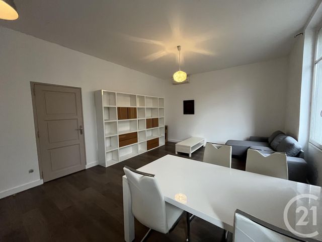 Appartement F3 à louer - 3 pièces - 66.91 m2 - AVIGNON - 84 - PROVENCE-ALPES-COTE-D-AZUR - Century 21 Saint Marc Immobilier