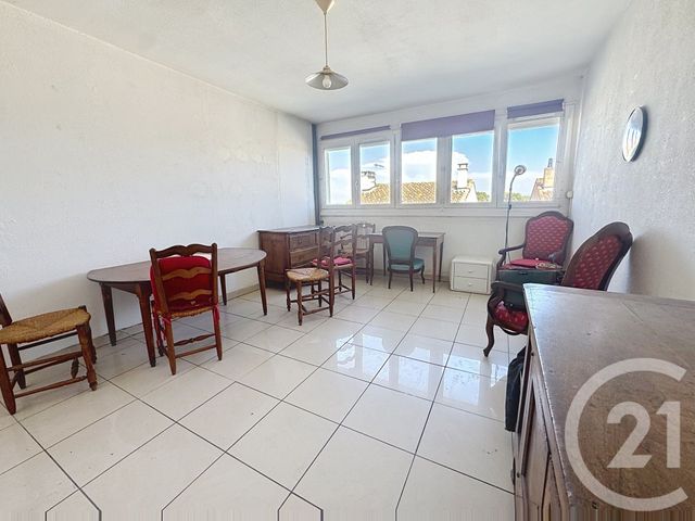 Appartement F3 à vendre - 3 pièces - 64.0 m2 - VILLENEUVE LES AVIGNON - 30 - LANGUEDOC-ROUSSILLON - Century 21 Saint Marc Immobilier